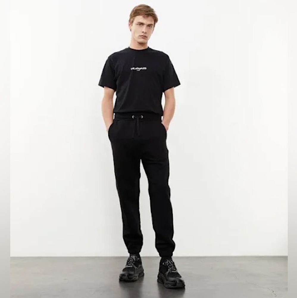 NWT! THE KOOPLES Men's Black Cotton Joggers with Contrasting Logo - Picture 2 of 10